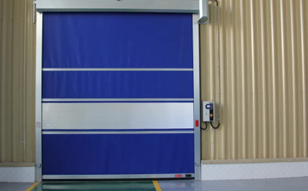 选择甘肃快速甘肃卷帘门时的注意事项